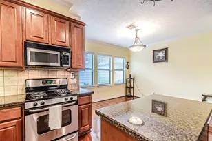 1828 Woodbend Village Ct, Houston, TX 77055 - Photo 21