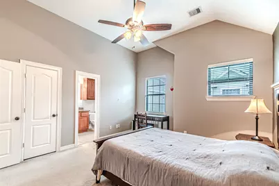 1828 Woodbend Village Court, Houston, TX 77055 - Photo 35
