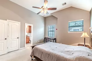 1828 Woodbend Village Ct, Houston, TX 77055 - Photo 35