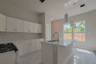 7207 Force Street, Houston, TX 77020 - Photo 9