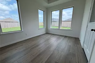 3009 Bluffton Hl Ct, League City, TX 77573 - Photo 7