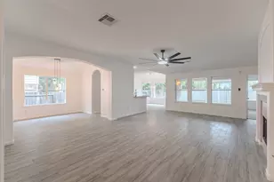 138 Bryce Branch Cir, The Woodlands, TX 77382 - Photo 7
