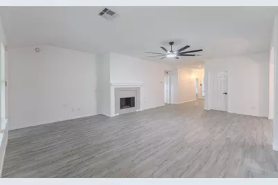 138 Bryce Branch Circle, The Woodlands, TX 77382 - Photo 9