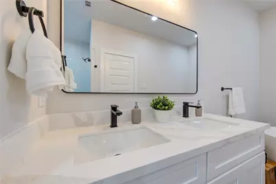 890 Paul Quinn Street, Houston, TX 77091 - Photo 17