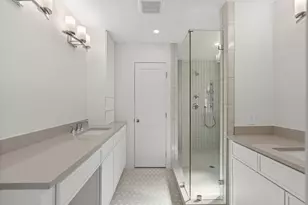 1011 W Cottage St, Houston, TX 77009 - Photo 37