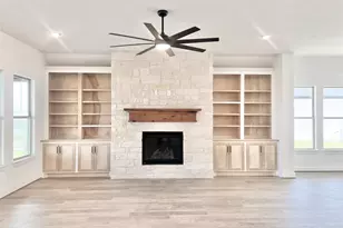 15722 N Tower Cir, Santa Fe, TX 77517 - Photo 9