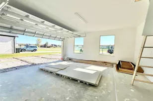 15722 N Tower Cir, Santa Fe, TX 77517 - Photo 17