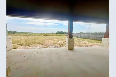 15722 N Tower Circle, Santa Fe, TX 77517 - Photo 19