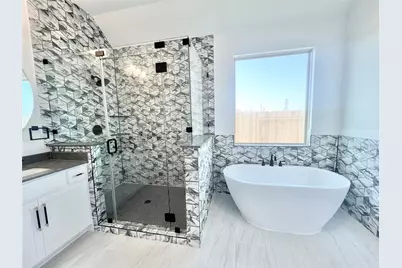 15722 N Tower Circle, Santa Fe, TX 77517 - Photo 17