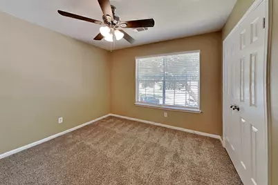 2807 Burgess Hill Court, Pearland, TX 77584 - Photo 11
