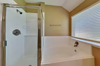 2807 Burgess Hill Court, Pearland, TX 77584 - Photo 9