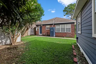 5022 Lindsay Street, Houston, TX 77023 - Photo 23