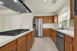 8818 Driftstone Dr, Spring, TX 77379 - Photo 3