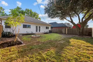 617 Prairie Ln, Angleton, TX 77515 - Photo 19