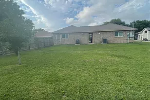 8230 Constellation Ln, Houston, TX 77075 - Photo 17
