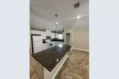 8230 Constellation Lane #B, Houston, TX 77075 - Photo 3
