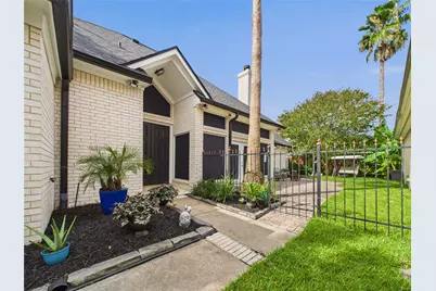 203 Las Brisas Street, Kemah, TX 77565 - Photo 3