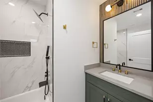 8009 Cora St, Houston, TX 77088 - Photo 11