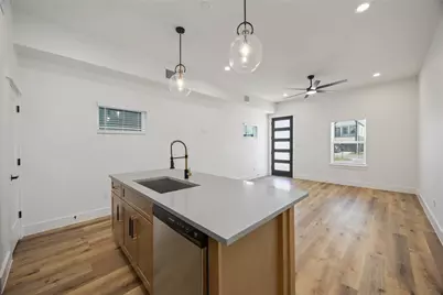 8009 Cora Street, Houston, TX 77088 - Photo 7