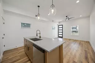 8009 Cora St, Houston, TX 77088 - Photo 7
