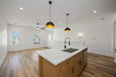 8009 Cora Street, Houston, TX 77088 - Photo 21