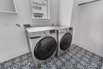 1745 Ojeman Point Lane, Houston, TX 77055 - Photo 19