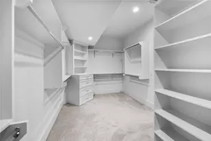 1745 Ojeman Point Ln, Houston, TX 77055 - Photo 25