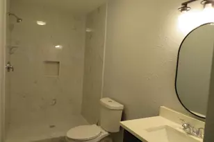 1103 Jocelyn St, Houston, TX 77023 - Photo 17