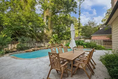 89 Towering Pines Drive, The Woodlands, TX 77381 - Photo 23