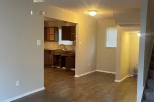 5313 Carmen St, Houston, TX 77033 - Photo 1