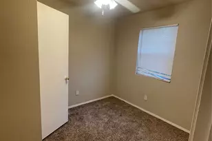 5313 Carmen St, Houston, TX 77033 - Photo 5