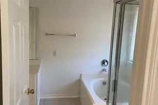 2926 Loganberry Park Ln, Houston, TX 77014 - Photo 7