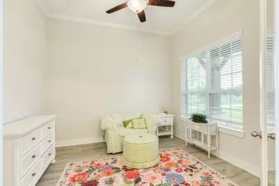 902 Redbird Court, Angleton, TX 77515 - Photo 5
