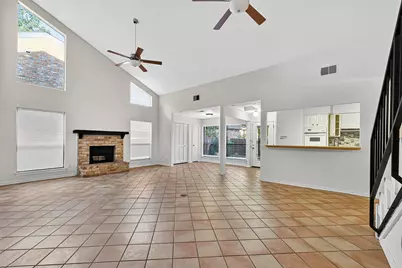 812 Fleetwood Place Drive, Houston, TX 77079 - Photo 7