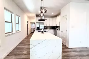 407 Vincent St, Houston, TX 77009 - Photo 9