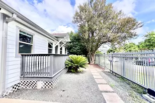 407 Vincent St, Houston, TX 77009 - Photo 33