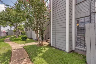 12500 Sandpiper Dr, Houston, TX 77035 - Photo 3