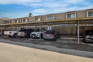 424 15th St, Galveston, TX 77550 - Photo 23