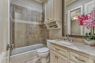 94 E Bracebridge Circle, The Woodlands, TX 77382 - Photo 29