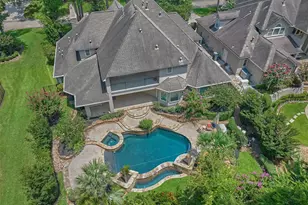 94 E Bracebridge Cir, The Woodlands, TX 77382 - Photo 47