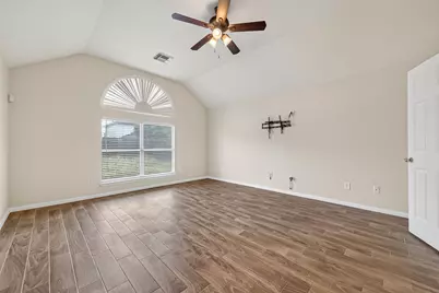 9127 N Ferndale Place Drive, Houston, TX 77064 - Photo 13