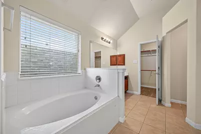 9127 N Ferndale Place Drive, Houston, TX 77064 - Photo 15
