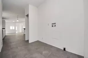 50 S Oak Dr, Cleveland, TX 77328 - Photo 9