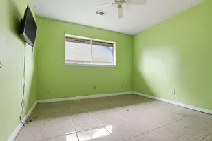 4002 Montego Dr, Baytown, TX 77521 - Photo 11