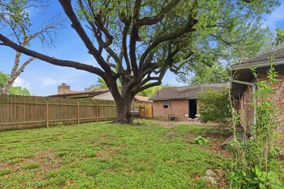 4002 Montego Drive, Baytown, TX 77521 - Photo 17