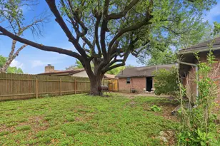 4002 Montego Dr, Baytown, TX 77521 - Photo 17