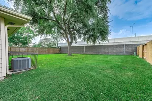 16230 Rancho Blanco Dr, Houston, TX 77083 - Photo 23