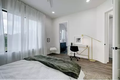 4722 Old Spanish Trail #B202, Houston, TX 77021 - Photo 13