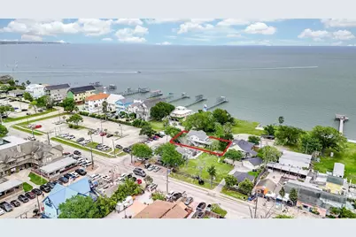 704 6th Street, Kemah, TX 77565 - Photo 37