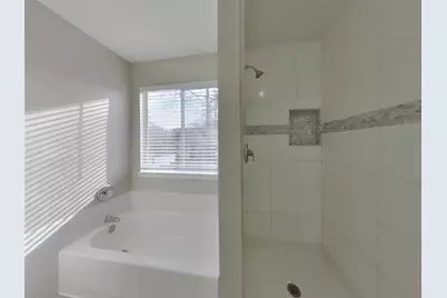 21899 Pinewilde Court, Porter, TX 77365 - Photo 11